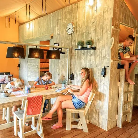 Veluwe Safarilodge * אמסט